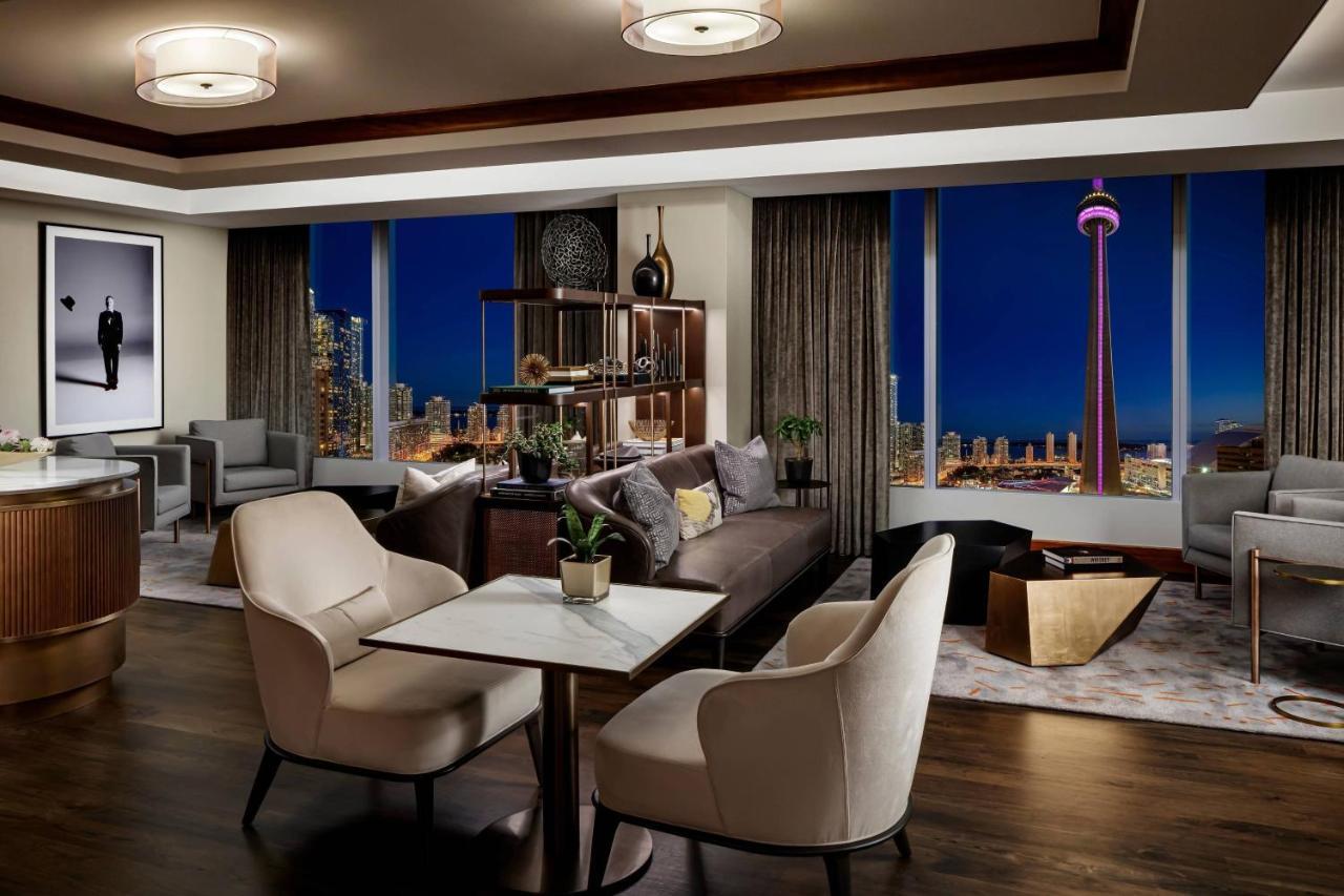 Hotel The Ritz-Carlton, Toronto Esterno foto