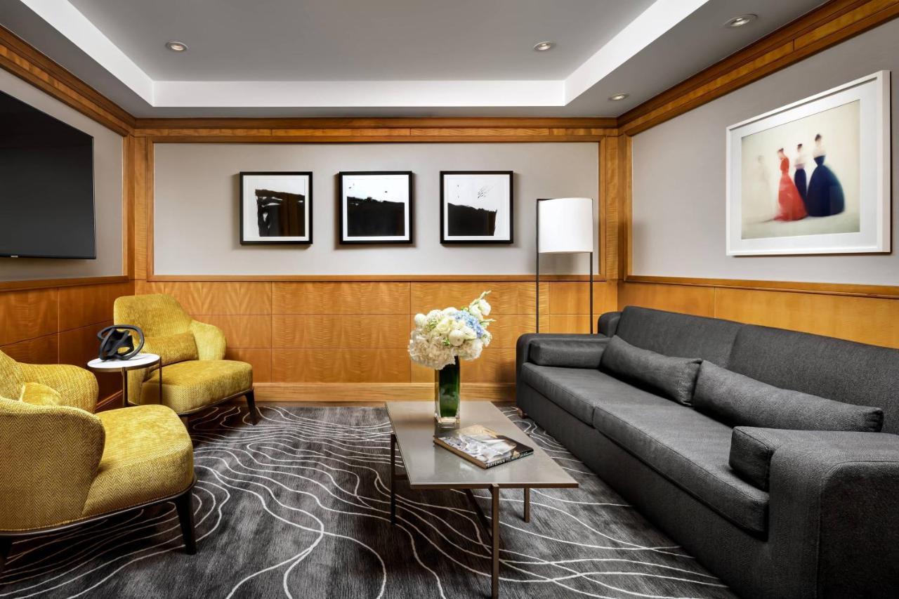 Hotel The Ritz-Carlton, Toronto Esterno foto