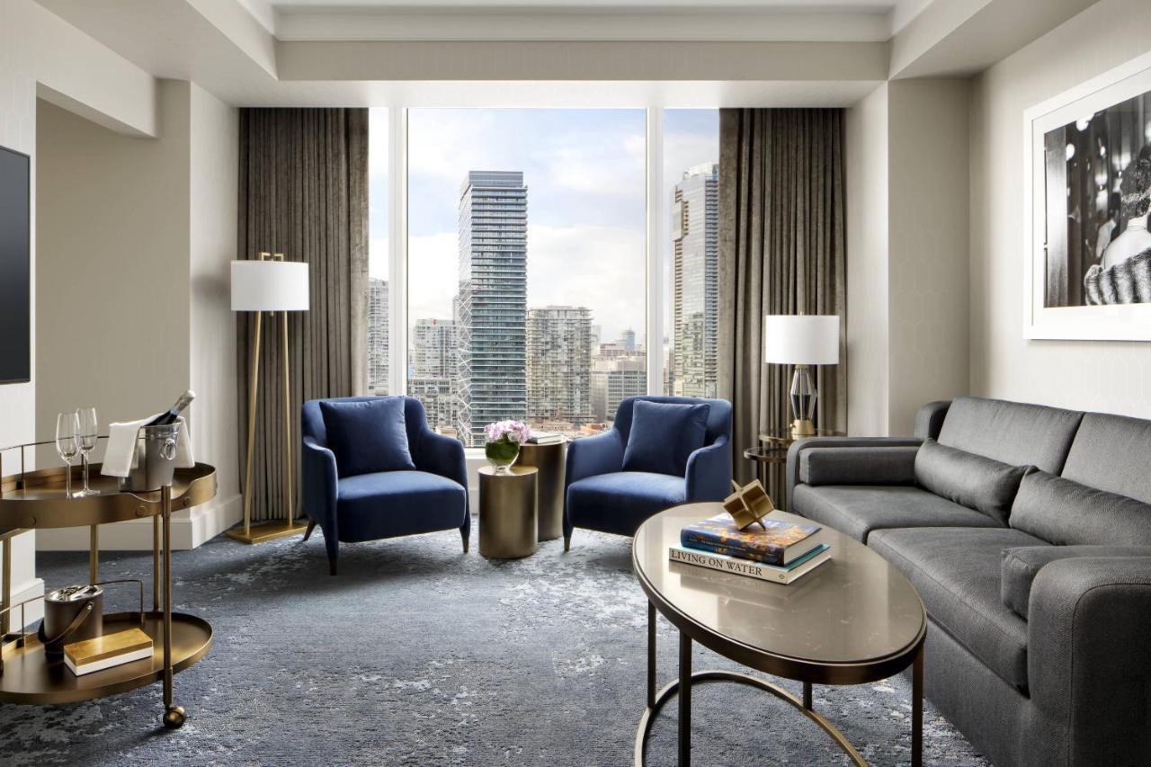 Hotel The Ritz-Carlton, Toronto Esterno foto
